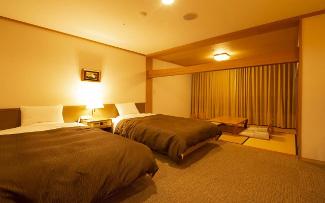 Royal Tainai Park Hotel
