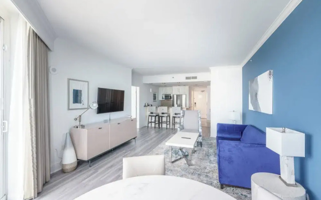 Residences at Fontainebleau Miami