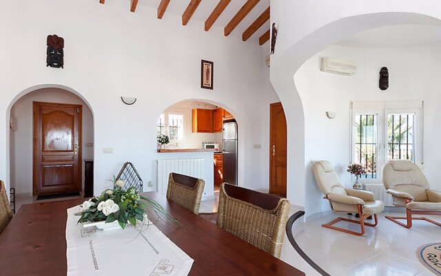 House Stella Falcone