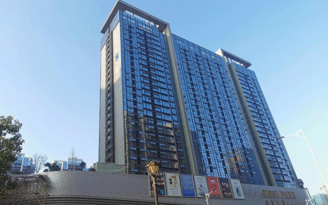 Reisburg International Apartment (Ganzhou Fifth Avenue Store)