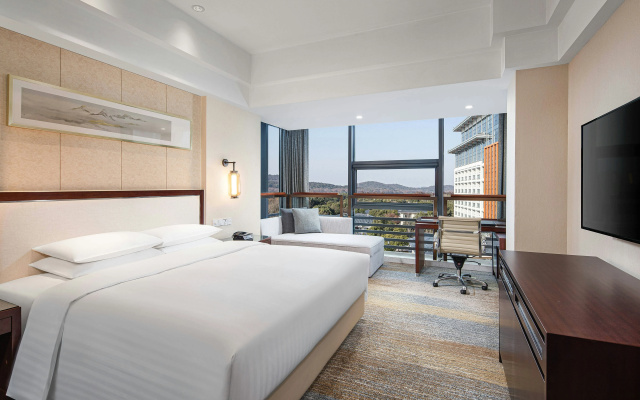 Courtyard by Marriott Wuxi Lihu Lake – Guest Rooms – Wuxi