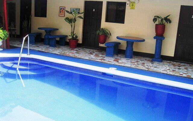 Hotel Ivania's