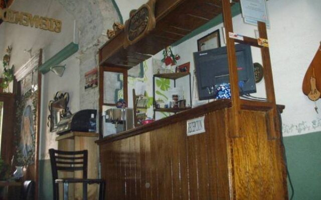 Hospedaje Del Campanero 19