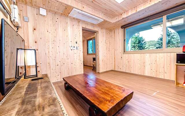 Dongbaek Dongsan Pension