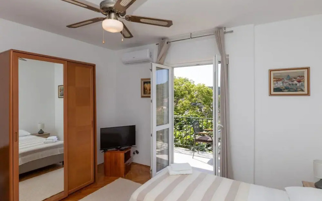 Begovic Guest House - Two-bedroom Suite With Balcony
