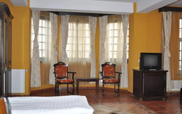 Lavric Bistro Pension