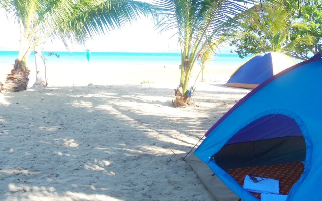 Bayog Beach Campsite
