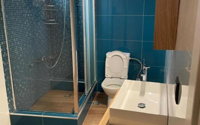 Eros Luxury 2bd Apartment