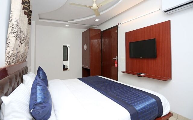 OYO 14384 Luxury residency