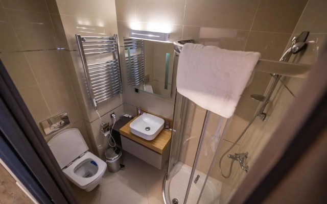 Silver Mountain Deluxe Suite B10