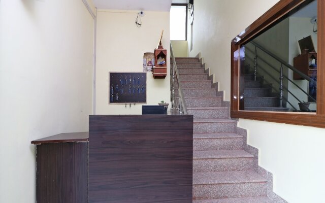 OYO 16111 G S Rest House