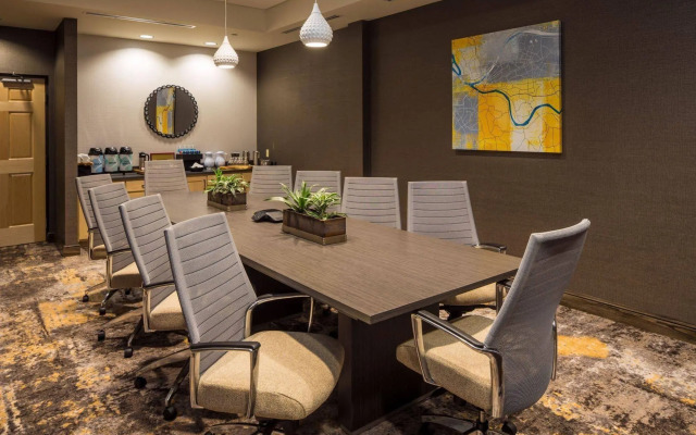 Hilton Garden Inn Pittsburgh Airport