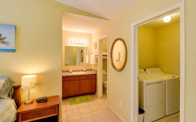 Balcony & Community Pool Deck: Condo in Galveston