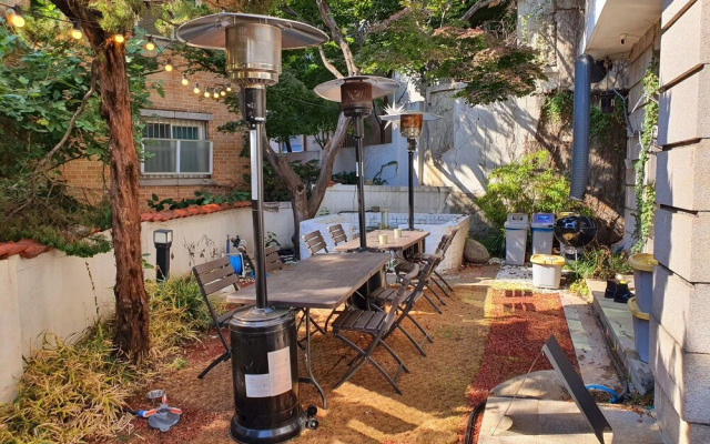 SG Tailored Serviced Home 5min walk from metro