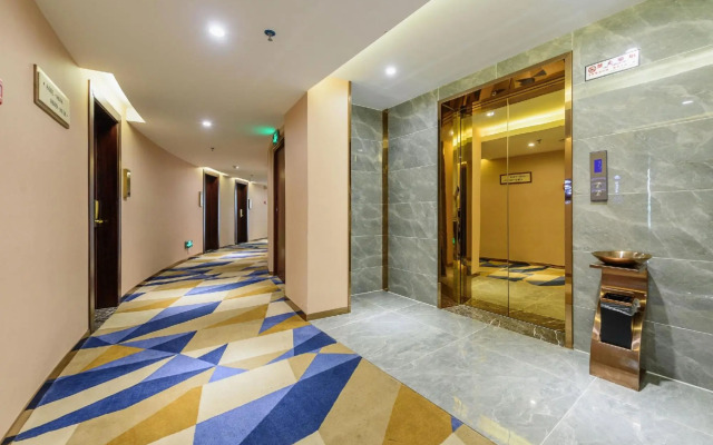 Days Inn by Wyndham Business Place Guilin Yishun