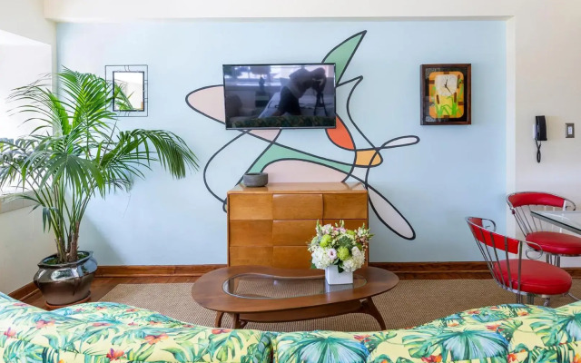Pelican Hotel