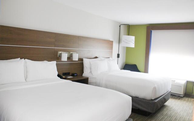 Holiday Inn Express & Suites Martinsville by IHG
