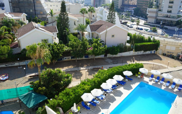 Polyxeni Hotel Apartments