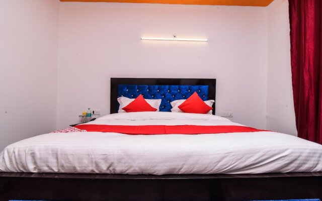 Larch Western By OYO Rooms