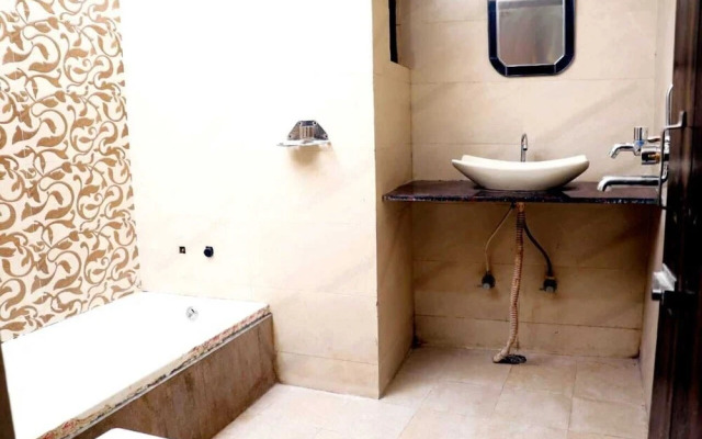 Hotel 4 U Rishikesh