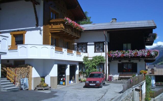 Apartment With Mountain Views From the Balcony