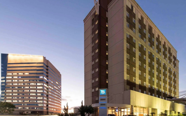 ibis Tamboré