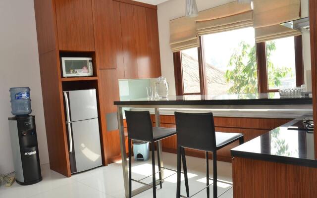 Morning Glory Mountain View 4BR Villa with Pool