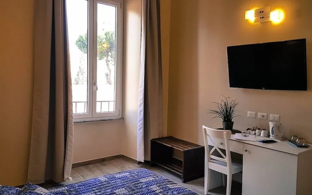 Serventi Longhi Rooms