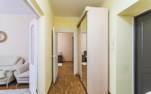 Apartments on Krasnoflotskaya street 28