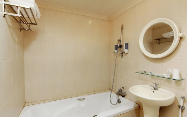Hotel GRAND ROSELA Yogyakarta