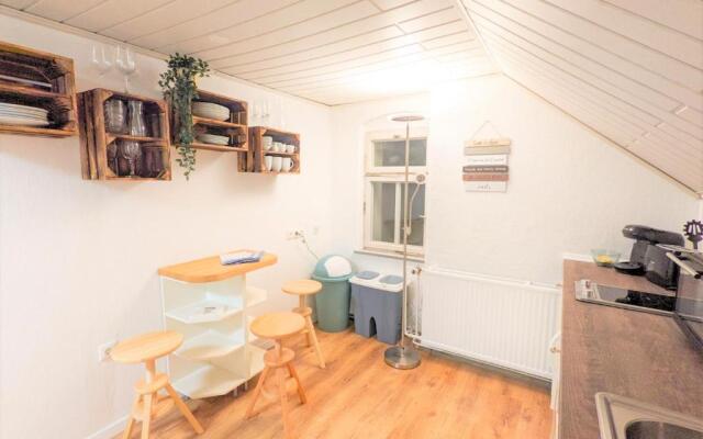 Sommerparadies mit Terrasse, Garten & Pool - H6