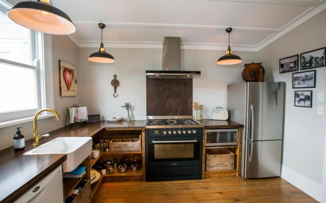 Coghill Cottage