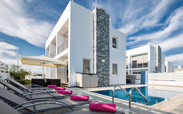 Cyprus Villa Pearl 14 Gold