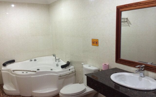 Emerald BB Battambang Hotel