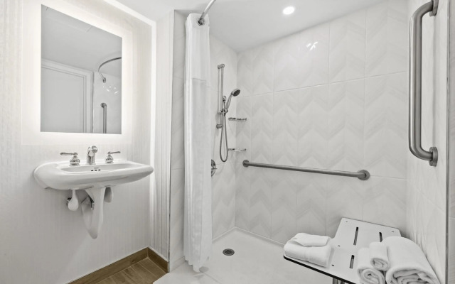 Doubletree By Hilton New York Jfk Airport Hotel