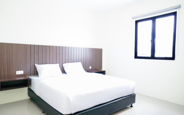 Bobo Inn – Guest Rooms – Singkawang