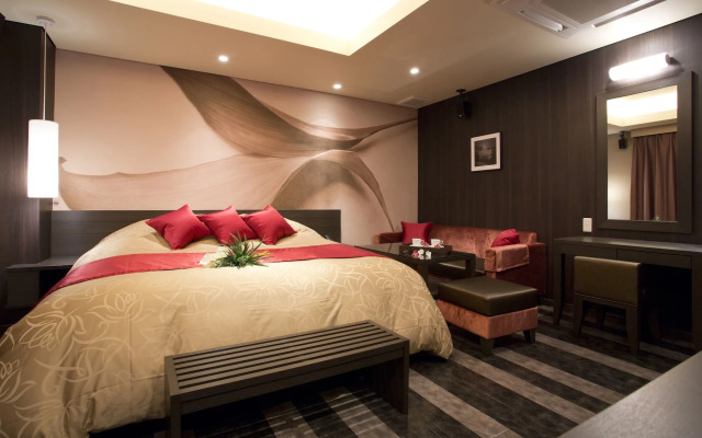 Hotel and Spa Lotus Modern – Adults Only