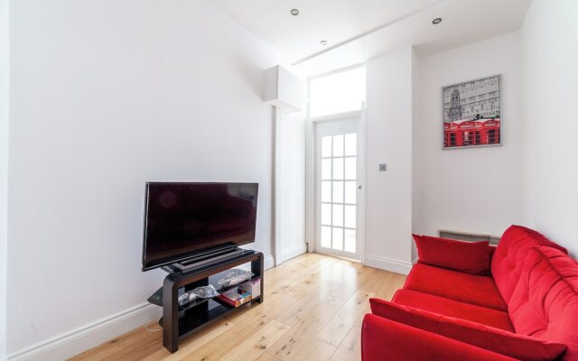 Spacious Retreat 2bed in Camden Town