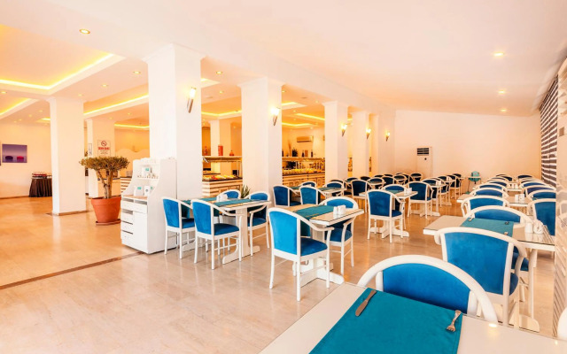 Kayamaris Hotel