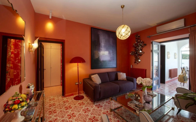 Villa Gr - Enchanting Villa Overlooking the Sea