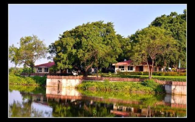 Malwa Resort