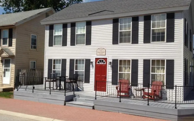 Delaware City Guest House