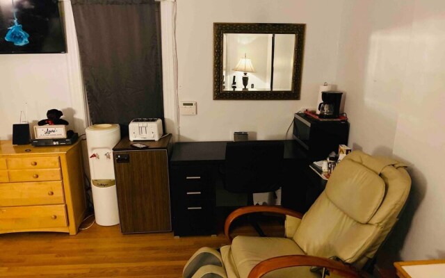 Room-7 Private Room With Jacuzzi, Massag