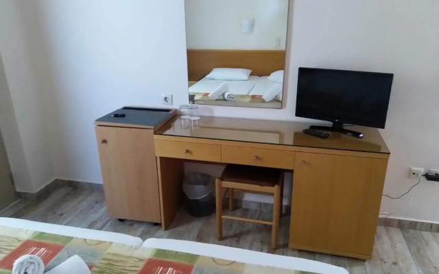 Nafsika Hotel