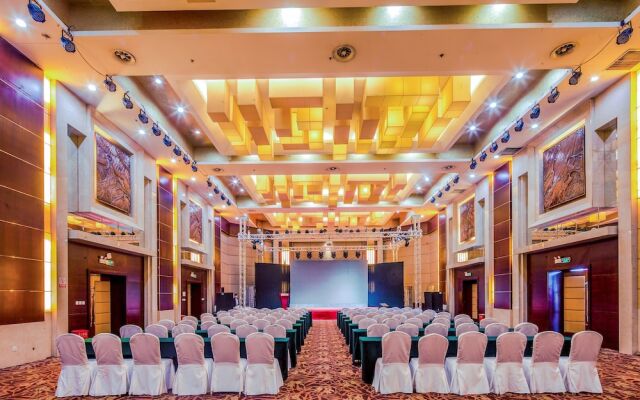 Fengyanjianguo Hotel