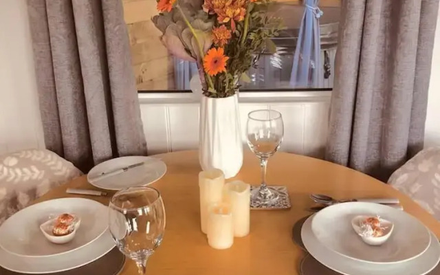 A Beautiful, Unique Lodge, Made for two