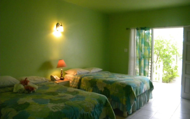 Coral Seas Beach Resort