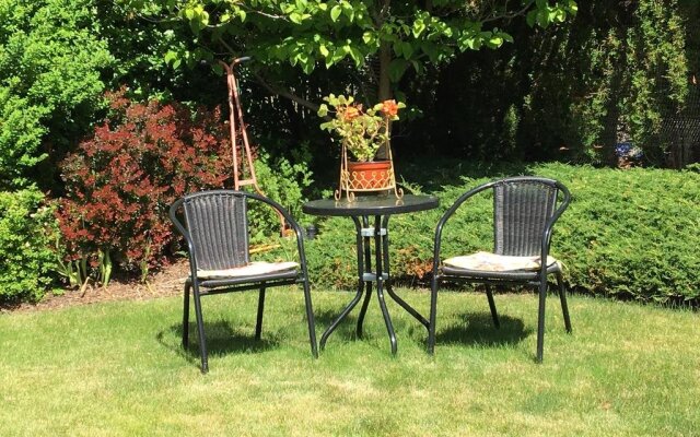Yellow Rose Bed & Breakfast