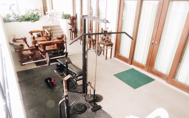 Country Chateau Hotel