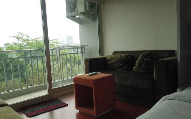 Unique Studio Galeri Ciumbuleuit Apartment near Dago